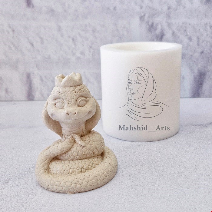قالب سیلیکونی مار تاج دار